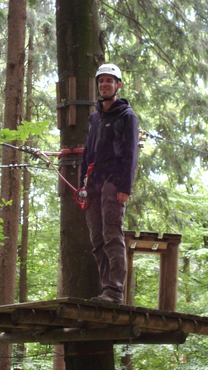 23.johannes_freut_sich.jpg