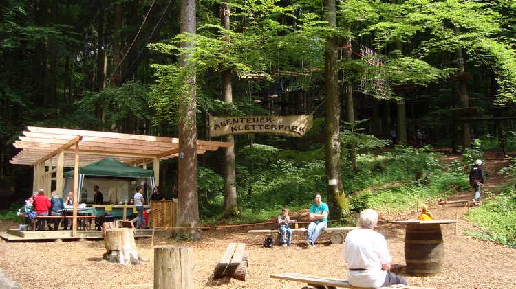26.eingangsbereich_kletterpark.jpg