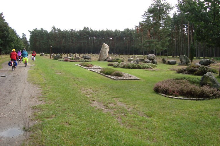 055_kuenstlerischer_heidegarten.jpg