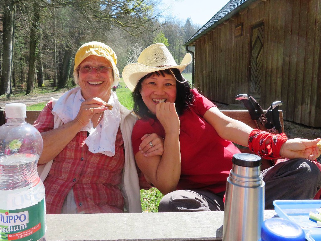 Marion und Evelin immer für einen Spaß zu haben