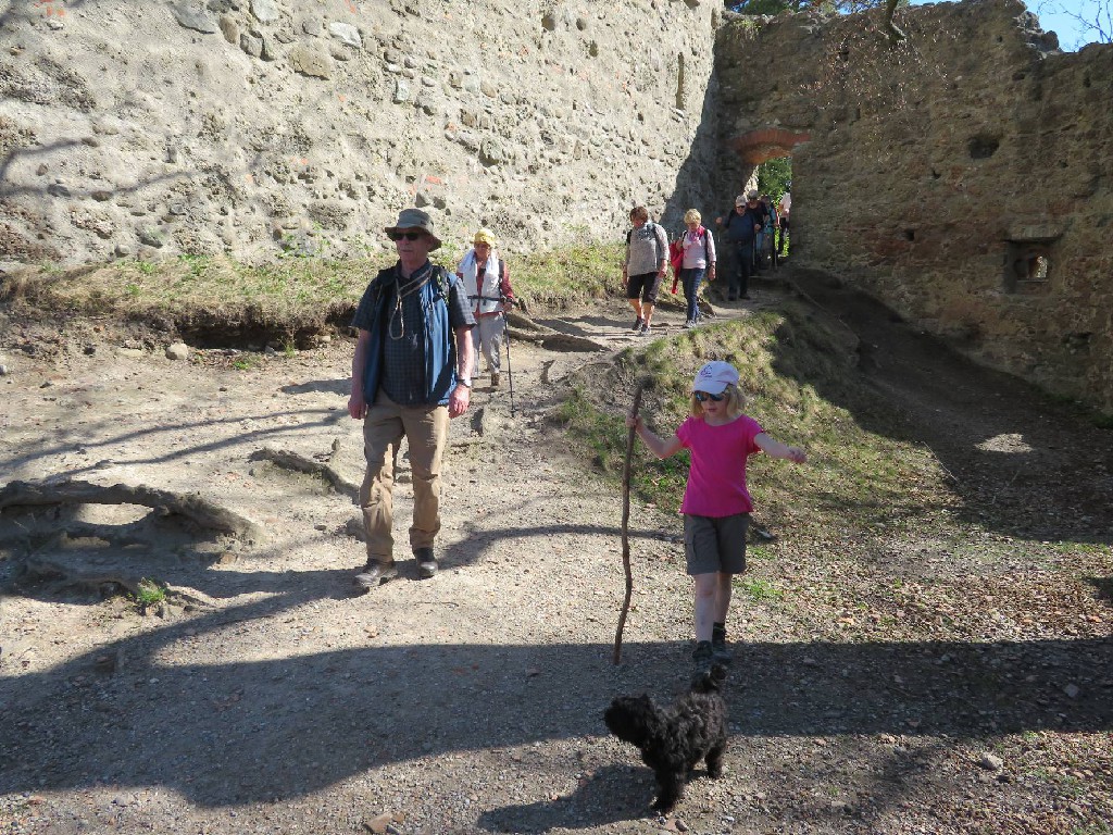 eine "Prinzessin" mit Hund