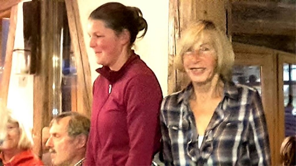 Irene dankt Sigrun und Annaliese für die wunderschöne Wanderung