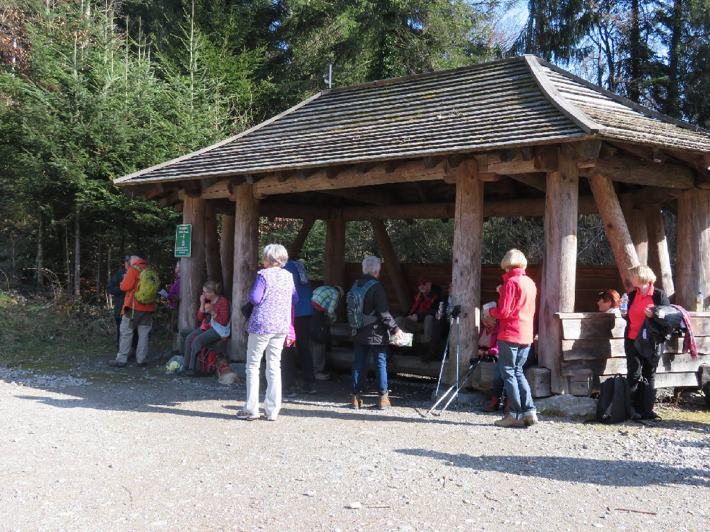 bei der Grillhütte ist Trinkpause