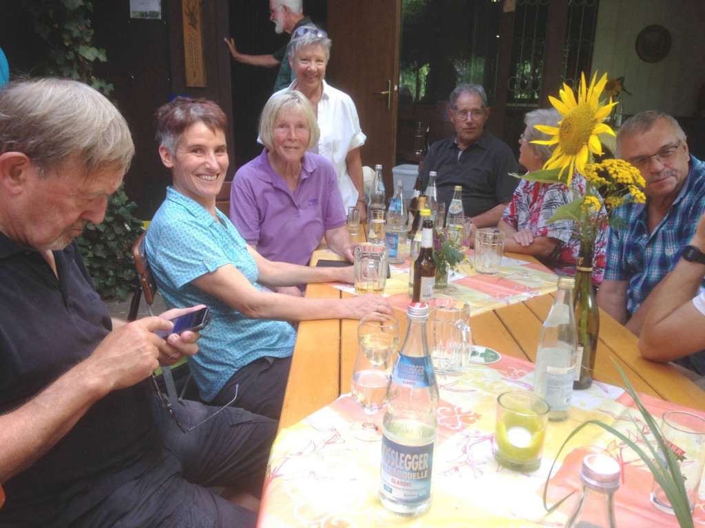 in froher Runde