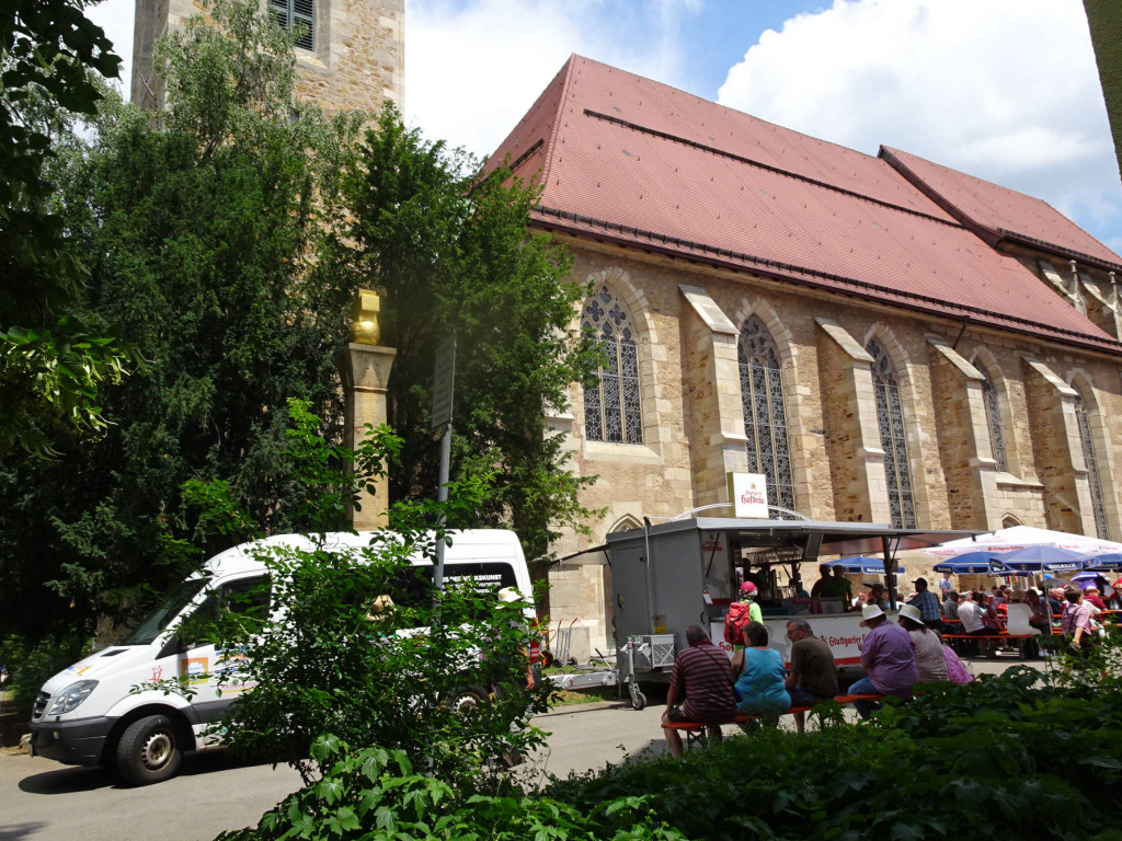 Festplatz bei der Kirche
