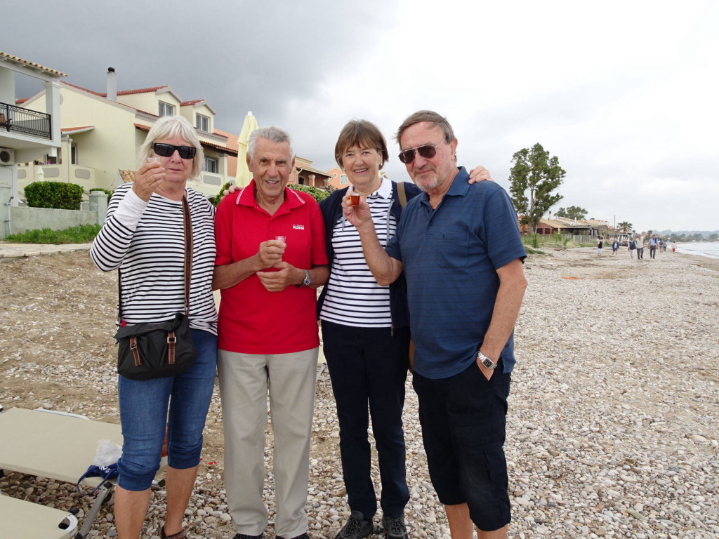 Geburtstag, ein Prost auf Henry