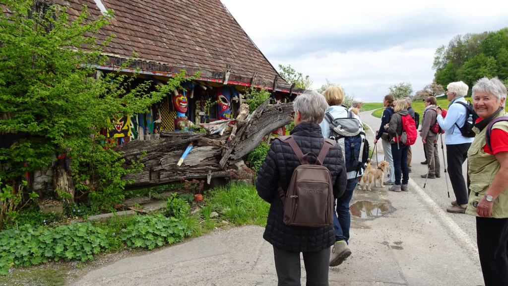 nebenan das Hexenhaus