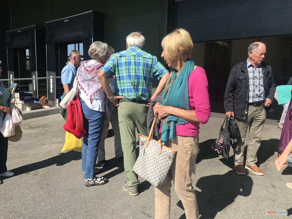 14 Jeder bekommt 6 Paprikas